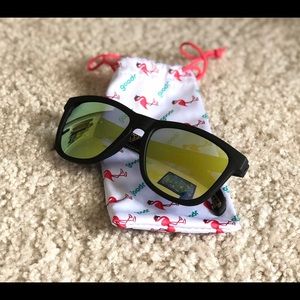 Goodr Sunglasses 2XU model